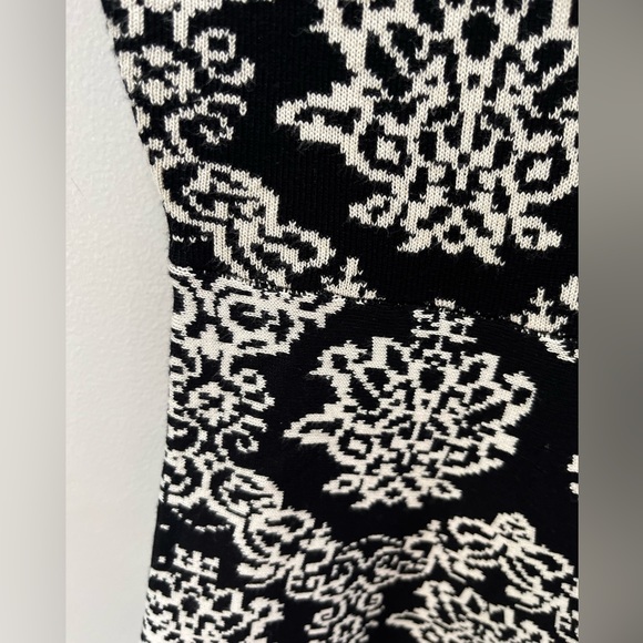 NWT- Black and Off White Sweater Dress - XS - Picture 2 of 6